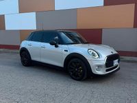 Usata Mini Cooper 116 CV (85 kW) 2018 Grigio Utilitaria