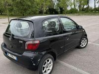 Usata Toyota Yaris 68 CV (50 kW) 1999 Utilitaria