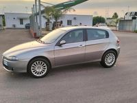 Usata Alfa Romeo 147 150 CV (110 kW) 2006 Grigio Utilitaria