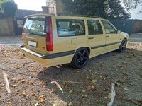 Usata Volvo 850 211 CV (155 kW) 1995 Giallo Station wagon
