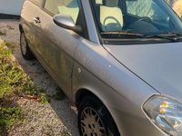 Usata Lancia Ypsilon 70 CV (51 kW) 2005 Grigio Utilitaria