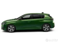 Nuova Peugeot e-308 GT 61 kW (84 CV) 2026 Verde Utilitaria