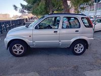 Usata Daihatsu Terios 86 CV (63 kW) 2003 Argento SUV