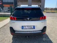 Usata Peugeot 5008 GT-line 181 CV (133 kW) 2019 Bianco SUV