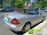 Usata Mercedes SLK200 163 CV (119 kW) 2001 Grigio Cabrio