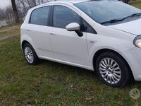 Usata Fiat Punto Evo 75 CV (55 kW) 2011 Bianco Utilitaria