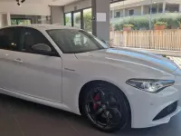 Usata Alfa Romeo Giulia Super 180 CV (132 kW) 2017 Bianco Berlina