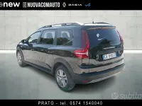 Usata Dacia Jogger Comfort 101 CV (74 kW) 2022 Grigio Monovolume
