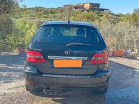 Usata Mercedes B200 140 CV (102 kW) 2009 Nero Monovolume