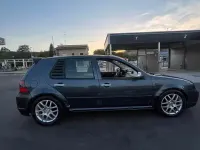 Usata VW Golf IV 105 CV (77 kW) 2002 Berlina