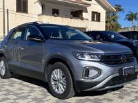 Usata VW T-Roc Life 116 CV (85 kW) 2023 Nero SUV