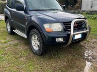 Usata Mitsubishi Pajero 2002 Blu SUV