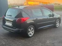 Usata Peugeot 207 90 CV (66 kW) 2009 Nero Station wagon