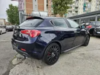 Usata Alfa Romeo Giulietta Quadrifoglio Verde 235 CV (172 kW) 2012 Lilla Utilitaria
