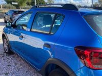 Usata Dacia Sandero Ambiance 90 CV (66 kW) 2017 Blu Berlina