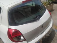Usata Renault Clio IV 75 CV (55 kW) 2012 Bianco Utilitaria