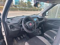 Usata Fiat Doblò 120 CV (88 kW) 2018 Bianco Monovolume