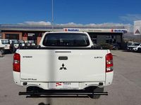 Usata Mitsubishi L200 Invite 154 CV (113 kW) 2015 Bianco Pick-up