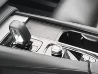 Käytetty Volvo XC90 Plus 235 HP (172 kW) 2022 Valkoinen Katumaasturi