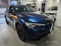 Usata Alfa Romeo Stelvio 179 CV (131 kW) 2019 Blu SUV