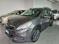 Usata Peugeot 2008 Access 82 CV (60 kW) 2014 Grigio SUV