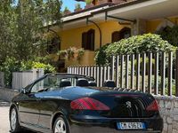 Usata Peugeot 307 CC 1190 CV (875 kW) 2006 Nero Cabrio