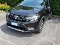 Usata Dacia Sandero Stepway 95 CV (69 kW) 2019 Nero Berlina