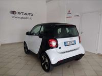 Usata Smart ForTwo Electric Drive Passion 41 kW (56 CV) 2021 Bianco tetto nero Coupé
