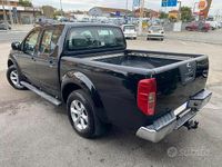 Usata Nissan Navara 190 CV (139 kW) 2014 Nero Pick-up