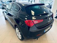 Usata Alfa Romeo Giulietta Distinctive 140 CV (102 kW) 2012 Nero vulcano Utilitaria