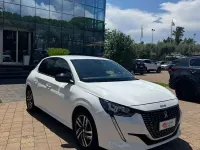 Usata Peugeot 208 Allure 101 CV (74 kW) 2022 Bianco Utilitaria
