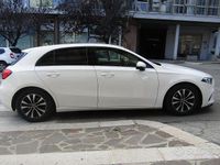 Usata Mercedes A180 Business 115 CV (84 kW) 2019 Bianco Utilitaria