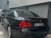 Usata BMW 318 143 CV (105 kW) 2009 Nero Berlina