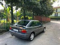 Usata Ford Escort RS 150 CV (110 kW) 1992 Grigio Berlina