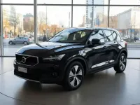 Usata Volvo XC40 Momentum 261 CV (191 kW) 2020 Bianco SUV