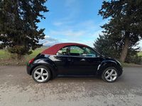 Usata VW New Beetle Edition 102 CV (75 kW) 2008 Nero Utilitaria