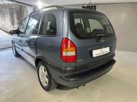Usata Opel Zafira Elegance 101 CV (74 kW) 2001 Grigio Monovolume