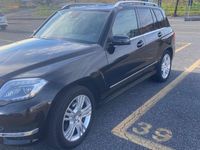 Käytetty Mercedes GLK200 143 HP (105 kW) 2014 Musta Katumaasturi