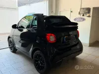 Usata Smart ForTwo Cabrio Passion 90 CV (66 kW) 2019 Nero Cabrio
