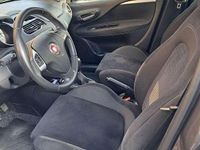 Usata Fiat Punto Lounge 95 CV (69 kW) 2016 Nero Berlina