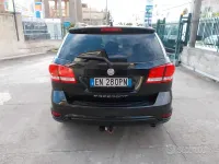Usata Fiat Freemont Lounge 170 CV (125 kW) 2012 Nero SUV