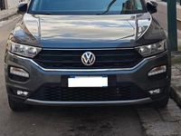 Usata VW T-Roc Style 116 CV (85 kW) 2019 Grigio SUV