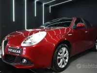 Usata Alfa Romeo Giulietta 140 CV (102 kW) 2011 Rosso Utilitaria