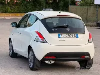 Usata Lancia Ypsilon 69 CV (50 kW) 2013 Nero Utilitaria