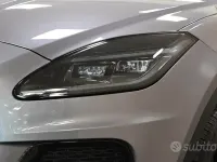 Usata Jaguar E-Pace 160 CV (117 kW) 2023 Grigio SUV