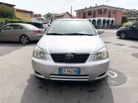 Usata Toyota Corolla 97 CV (71 kW) 2003 Argento Berlina