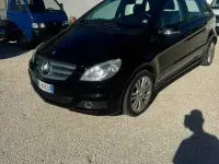 Usata Mercedes B180 Premium 109 CV (80 kW) 2011 Other Utilitaria