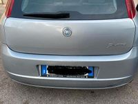 Usata Fiat Grande Punto 90 CV (66 kW) 2006 Grigio Utilitaria