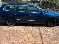 Usata VW Passat 110 CV (80 kW) 2009 Blu Station wagon