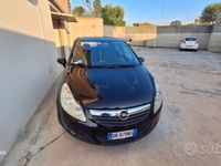 Usata Opel Corsa 65 CV (47 kW) 2008 Nero Utilitaria